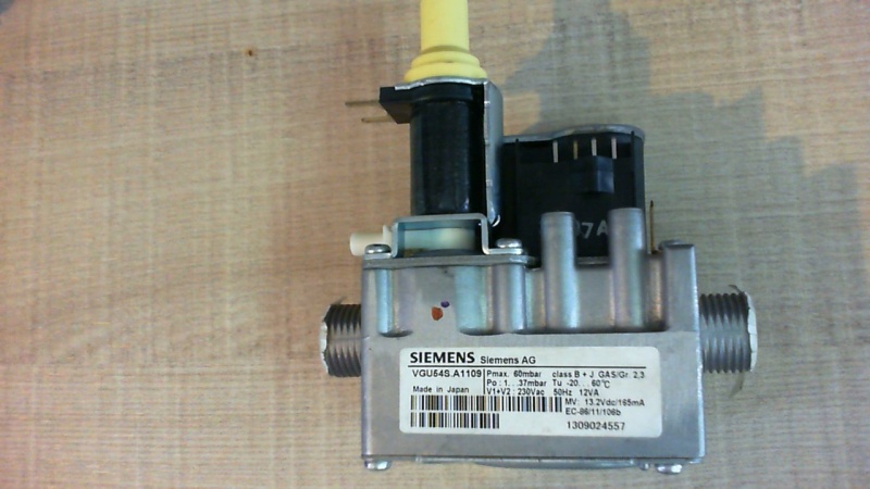 Клапан газовый Siemens для котлов Ferroli 